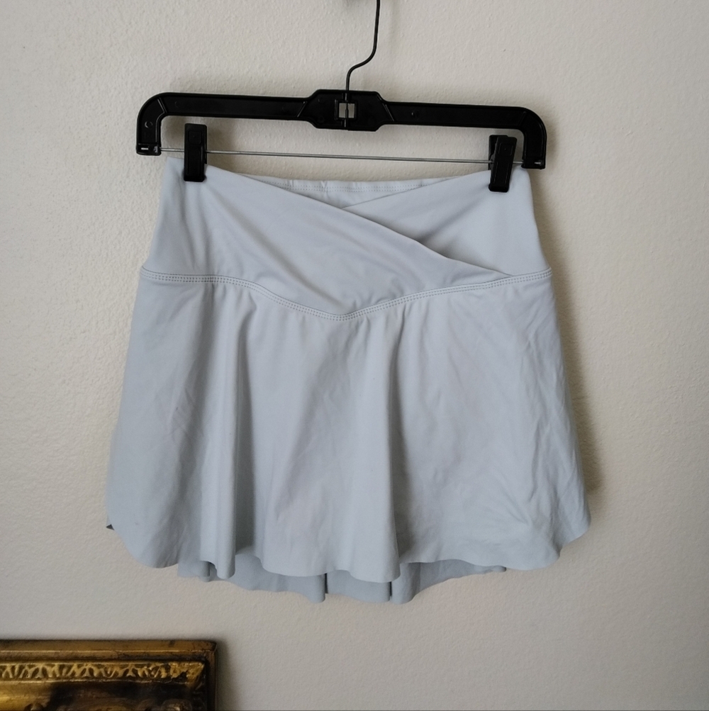 HALARA High Waisted Crossover 2-in-1 Flare Mini Tennis Skirt SMALL Light Blue